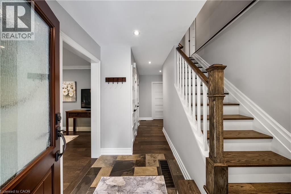 4446 Rogers Road, Burlington, Ontario  L7L 1S3 - Photo 6 - 40855546