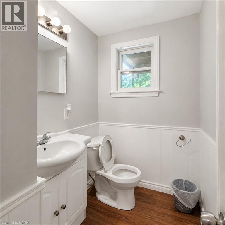 492 Courtland Avenue E Unit# Upper, Kitchener, Ontario  N2G 2W7 - Photo 12 - 40855143