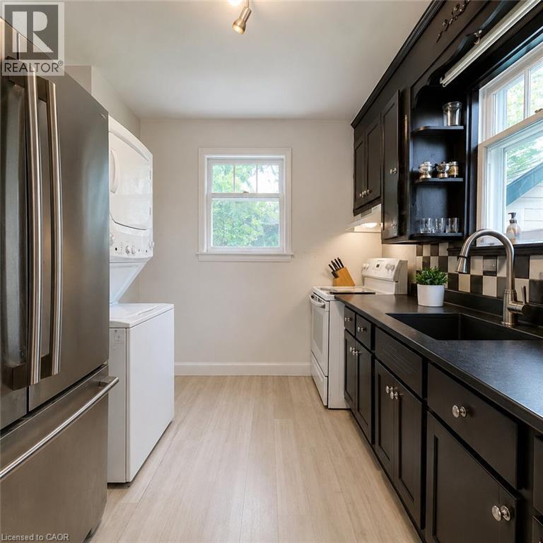 492 Courtland Avenue E Unit# Upper, Kitchener, Ontario  N2G 2W7 - Photo 6 - 40855143