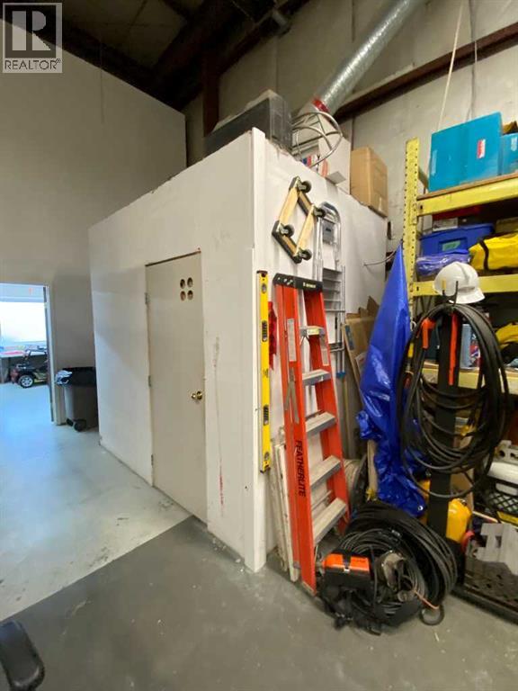 598 Industrial Road E, Brooks, Alberta  T0J 2A2 - Photo 31 - A2312884