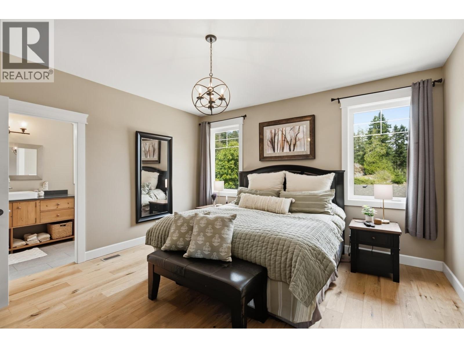 9336 Jorgensen Place, Halfmoon Bay, British Columbia  V7Z 1B4 - Photo 16 - R3155526