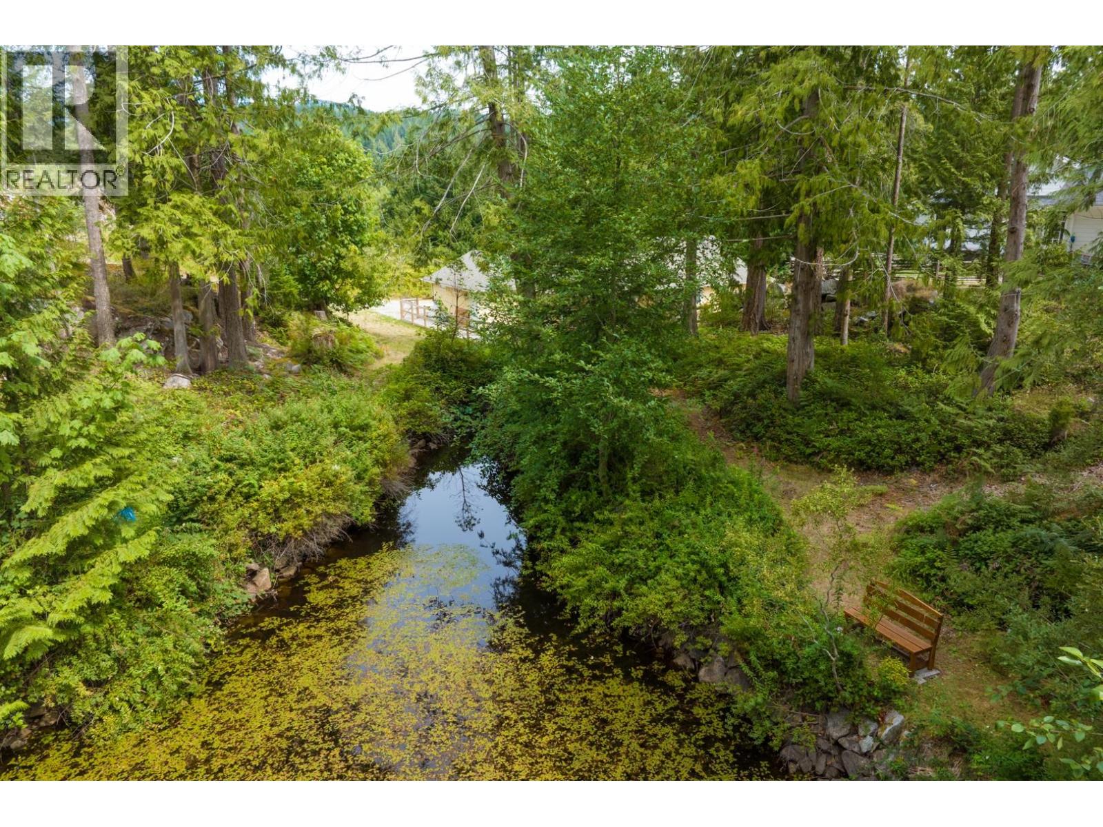 9336 Jorgensen Place, Halfmoon Bay, British Columbia  V7Z 1B4 - Photo 36 - R3155526