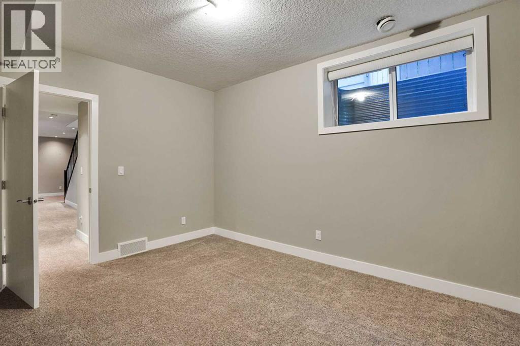 1018 20 Avenue Se, Calgary, Alberta  T2G 1M6 - Photo 37 - A2329729
