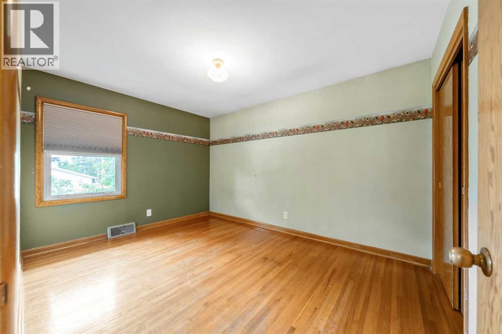 2720 32 Avenue SW, Calgary, Alberta  T3E 0W2 - Photo 13 - A2336001