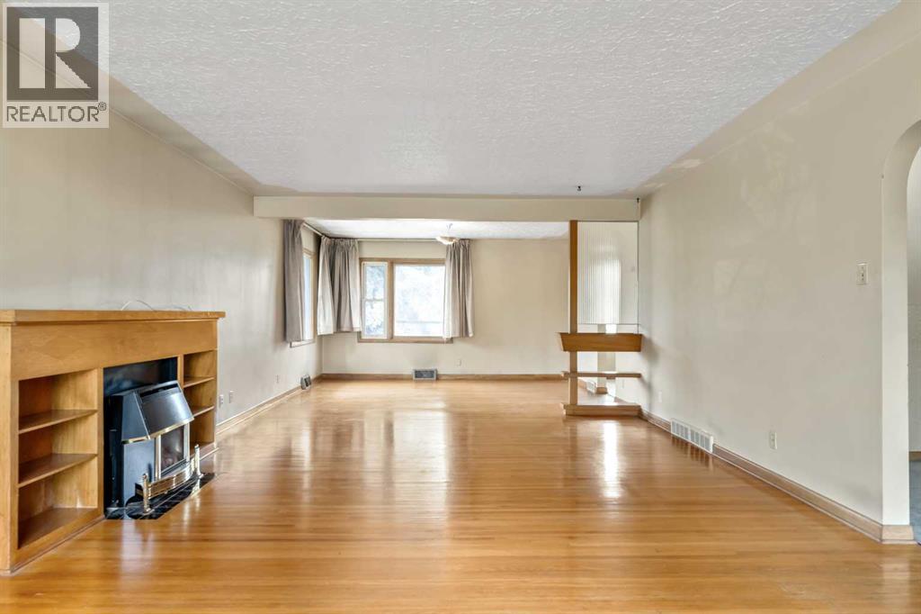 2720 32 Avenue SW, Calgary, Alberta  T3E 0W2 - Photo 8 - A2336001