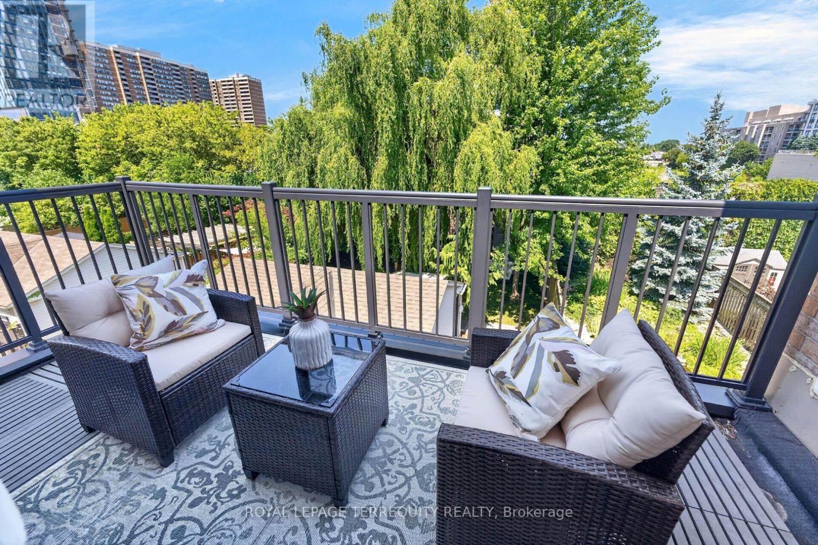 40 Whistle Post Street, Toronto, Ontario  M4E 3W8 - Photo 28 - E13672472