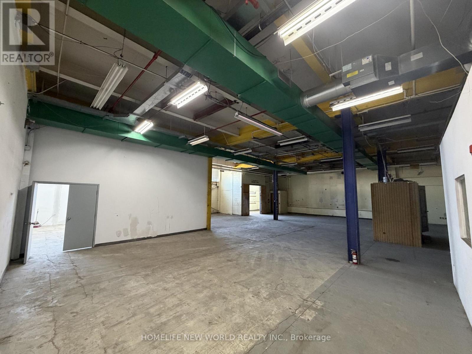 South Warehouse - 41 Metropolitan Road, Toronto, Ontario M1R 2T5 - Photo 11 - E13672522