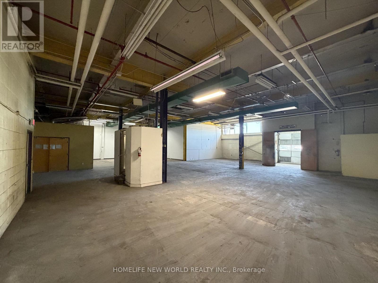 South Warehouse - 41 Metropolitan Road, Toronto, Ontario M1R 2T5 - Photo 13 - E13672522