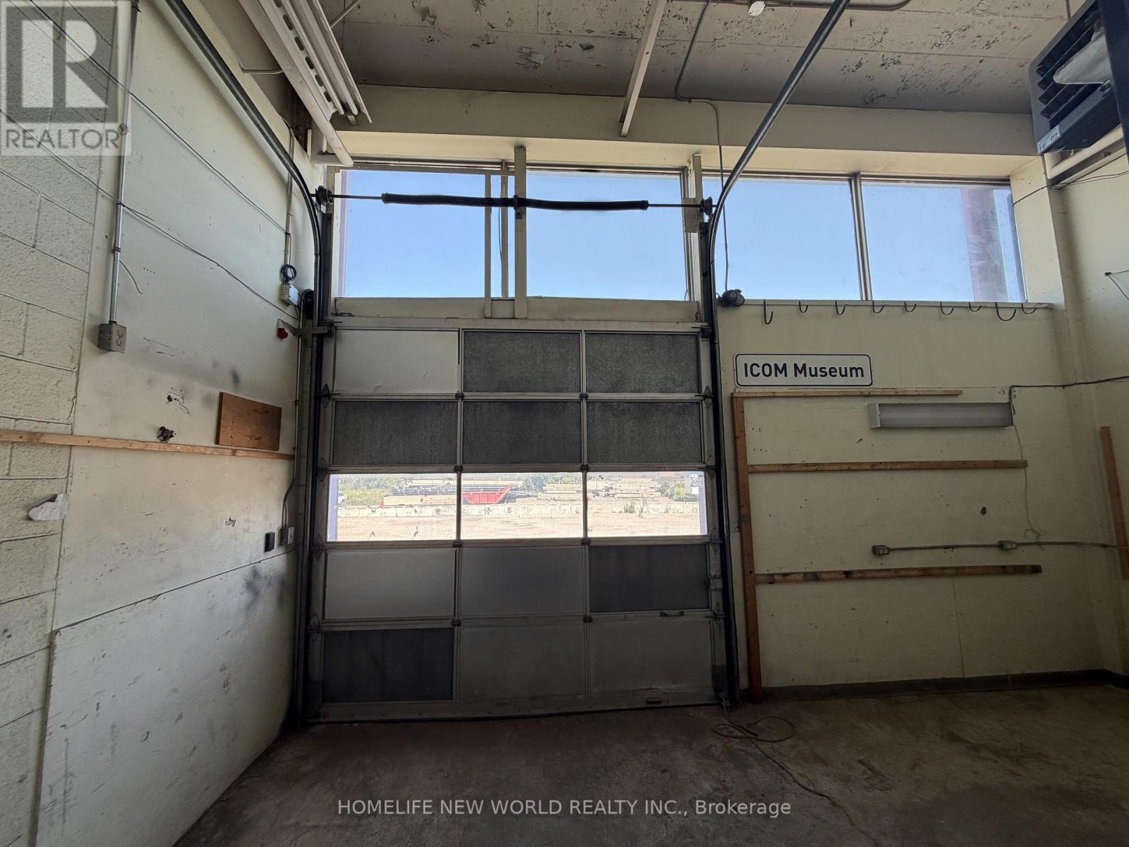 South Warehouse - 41 Metropolitan Road, Toronto, Ontario M1R 2T5 - Photo 26 - E13672522