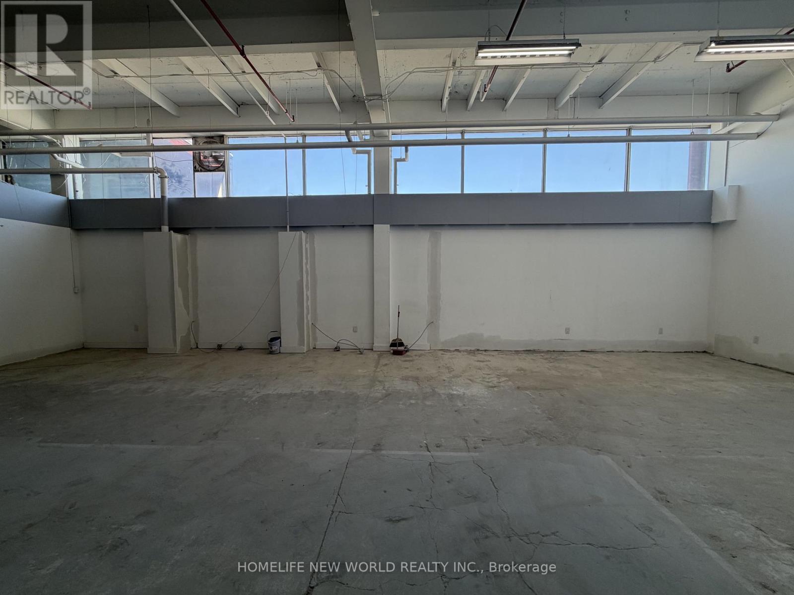 South Warehouse - 41 Metropolitan Road, Toronto, Ontario M1R 2T5 - Photo 30 - E13672522