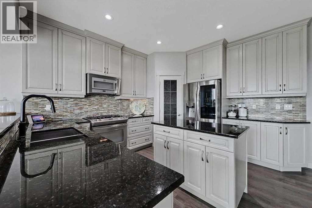 268 Rainbow Falls Way, Chestermere, Alberta  T1X 0T1 - Photo 9 - A2336303