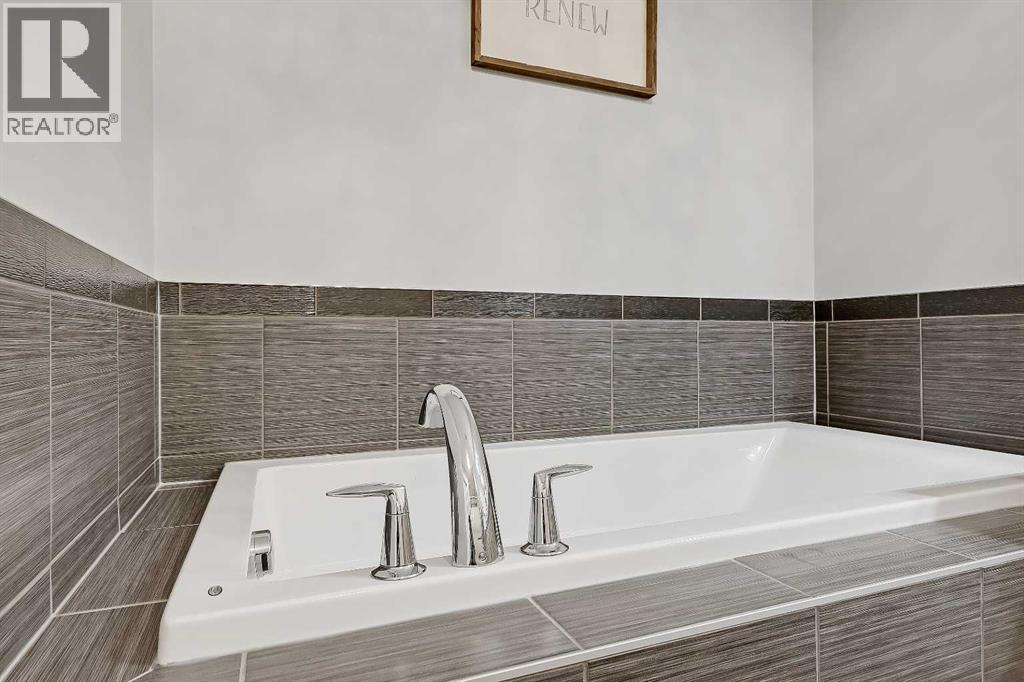 268 Rainbow Falls Way, Chestermere, Alberta  T1X 0T1 - Photo 31 - A2336303