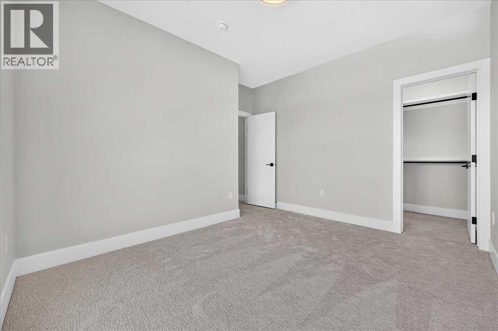 560 Livingston Way NE, Calgary, Alberta  T3P 1R7 - Photo 34 - A2336809