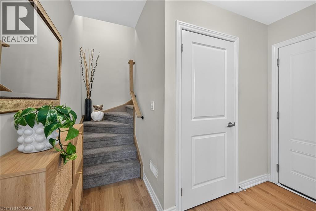 40 Zinfandel Drive Unit# 35, Hamilton, Ontario  L8E 0L1 - Photo 8 - 40855474