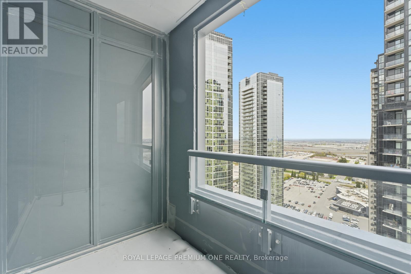 2404 - 2920 Highway 7, Vaughan, Ontario  L4K 0P4 - Photo 6 - N13672552
