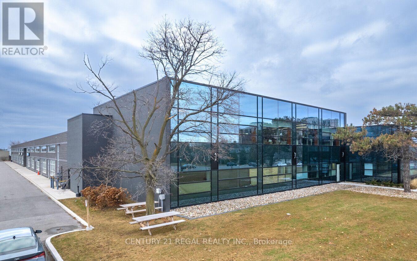 202 - 1550 Birchmount Road, Toronto, Ontario  M1P 2H1 - Photo 2 - E13411868