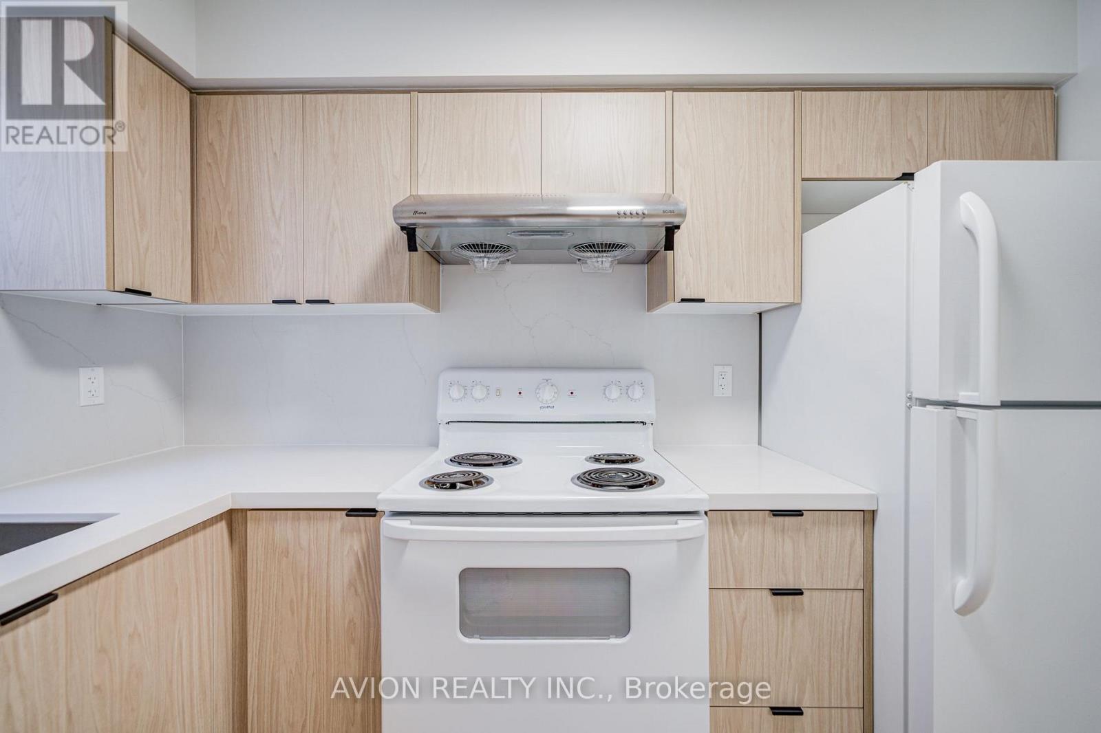 Unit 4 - 882 Broadview Avenue, Toronto, Ontario M4K 2R1 - Photo 13 - E13647462