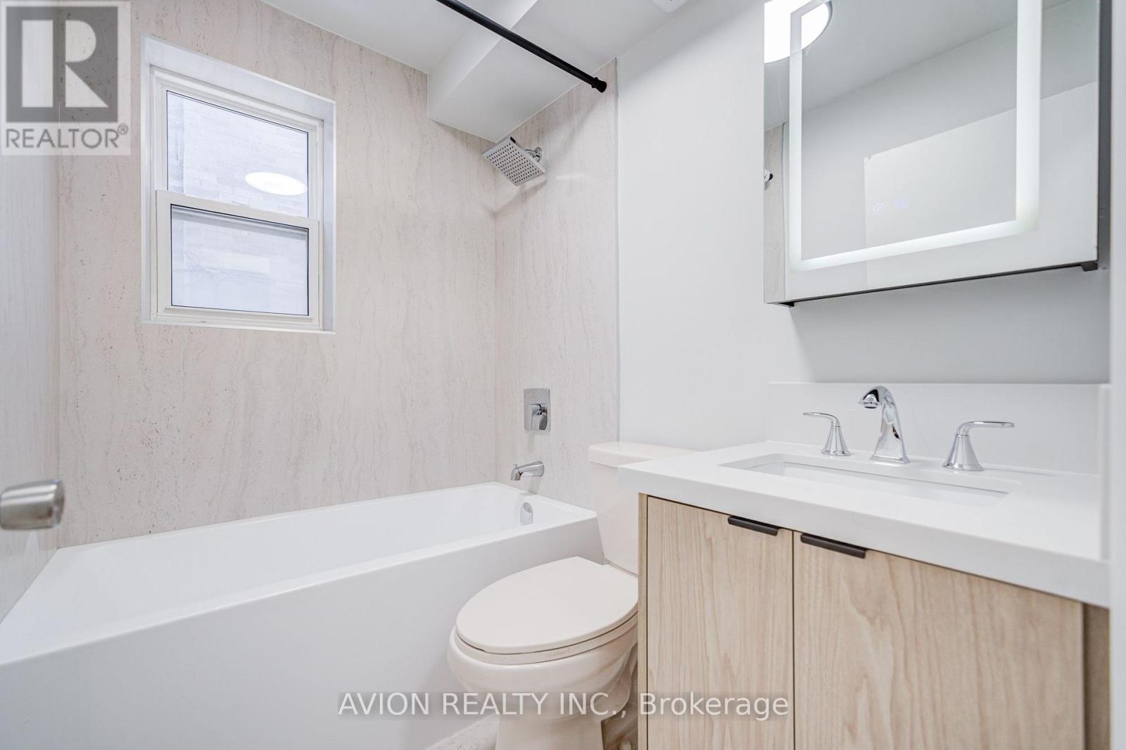 Unit 4 - 882 Broadview Avenue, Toronto, Ontario M4K 2R1 - Photo 17 - E13647462