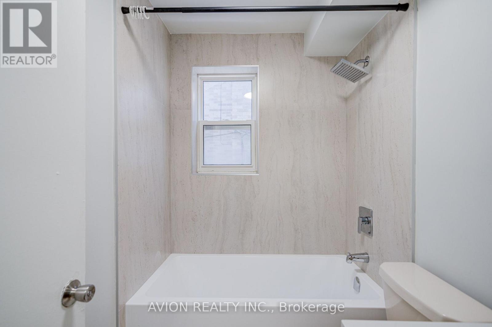 Unit 4 - 882 Broadview Avenue, Toronto, Ontario M4K 2R1 - Photo 18 - E13647462