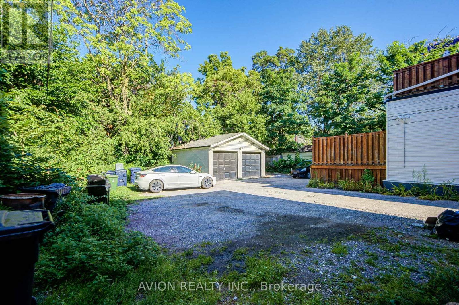 Unit 4 - 882 Broadview Avenue, Toronto, Ontario M4K 2R1 - Photo 24 - E13647462