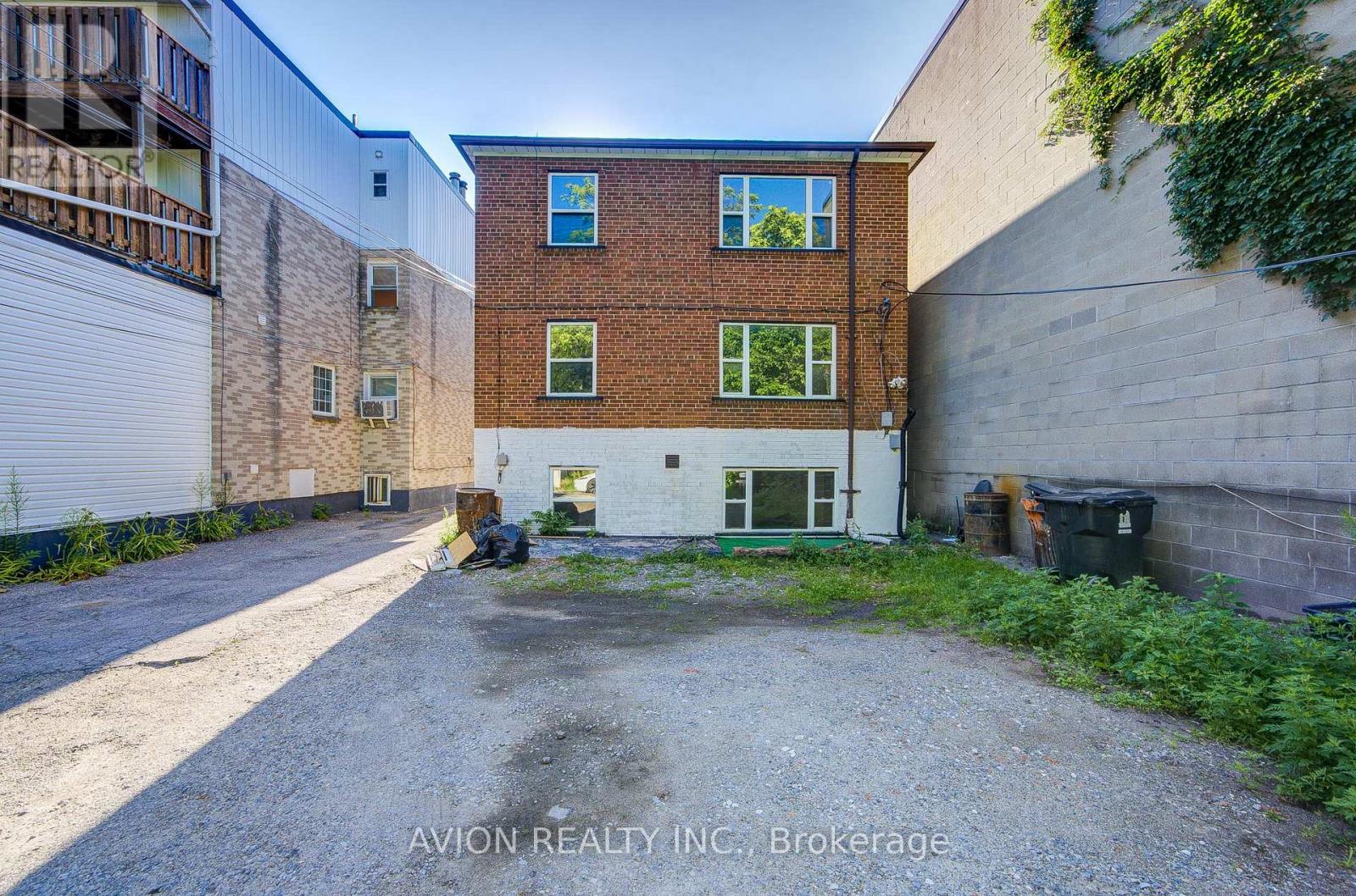 Unit 4 - 882 Broadview Avenue, Toronto, Ontario M4K 2R1 - Photo 26 - E13647462