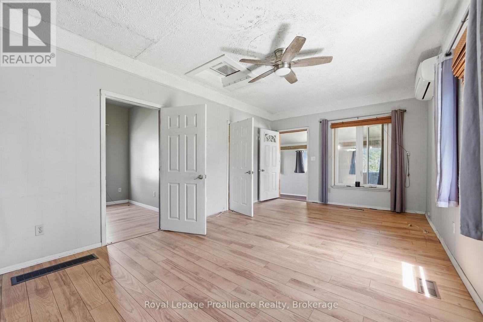 252 Sidney Street, Quinte West, Ontario  K8V 2T4 - Photo 14 - X13672530