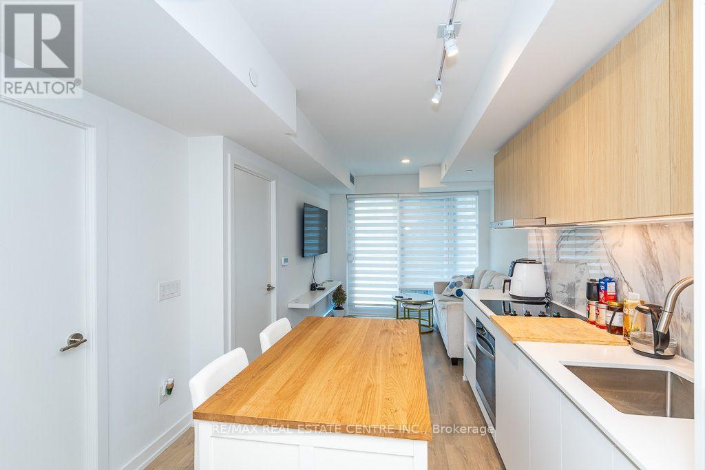 232 - 1100 Sheppard Avenue W, Toronto, Ontario M3K 0E4 - Photo 8 - W13672456