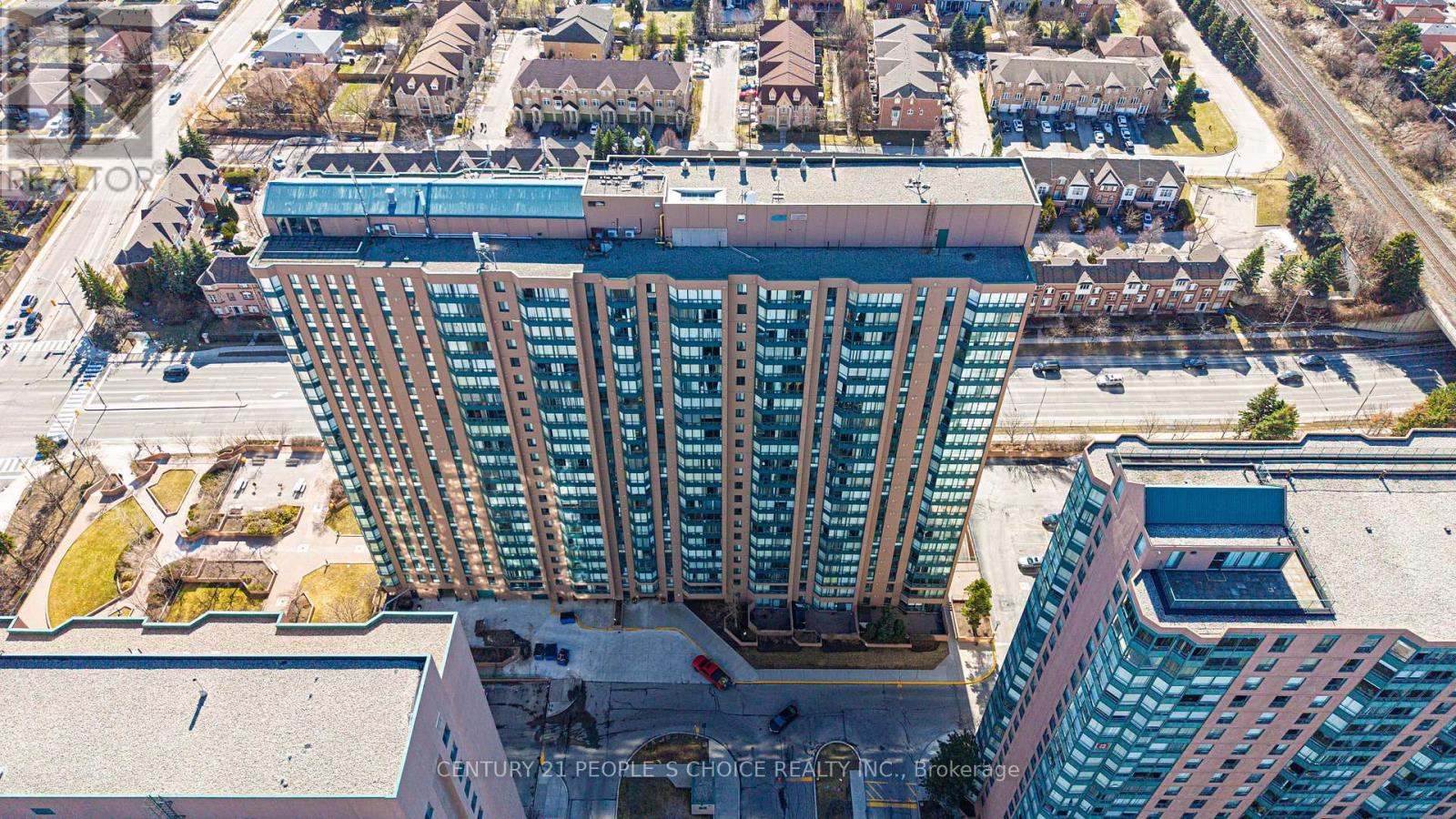 1413 - 155 Hillcrest Avenue, Mississauga, Ontario  L5B 3Z2 - Photo 4 - W13672462