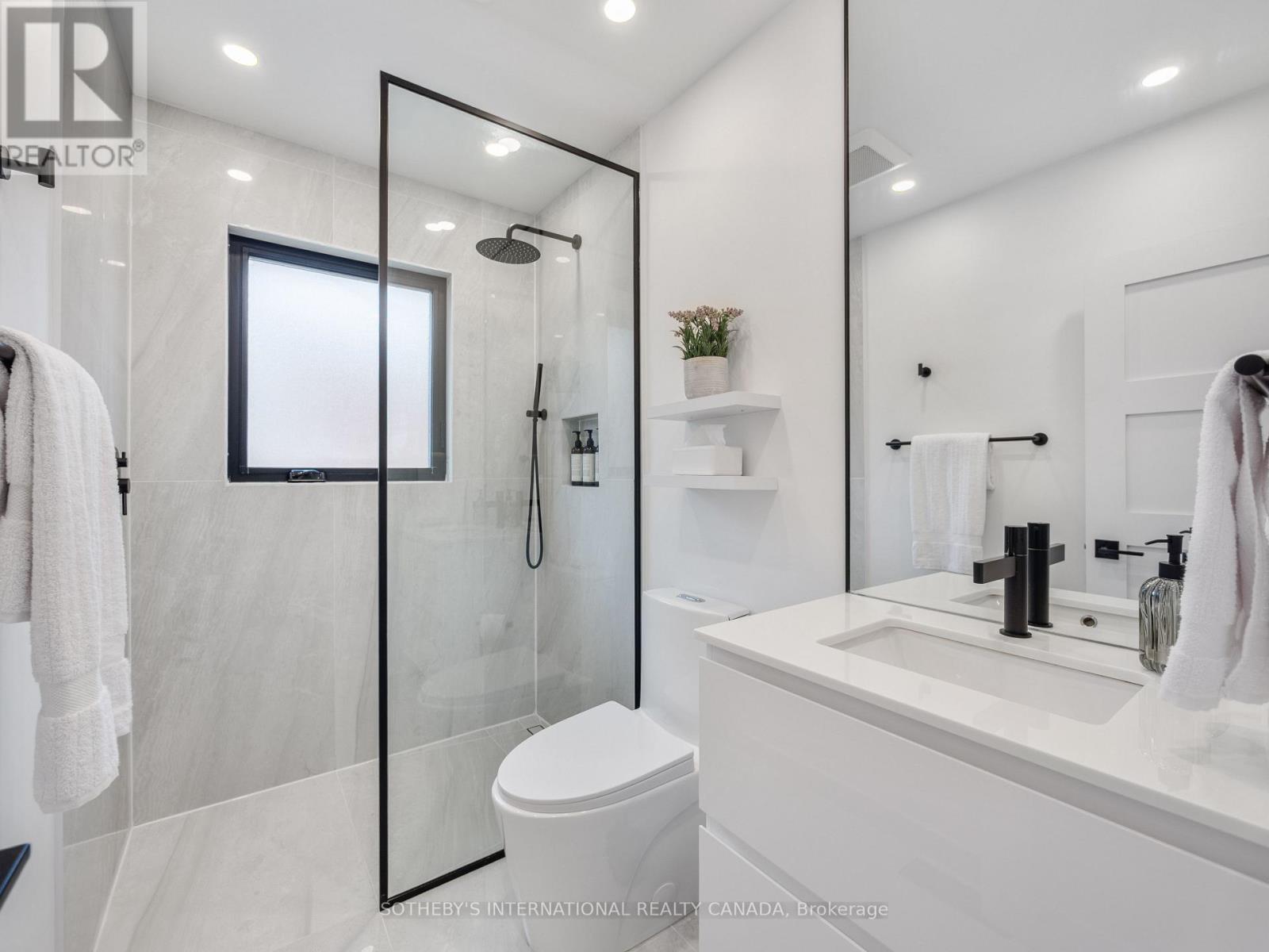 17 Sigmont Road, Toronto, Ontario  M9C 4K6 - Photo 25 - W13672468