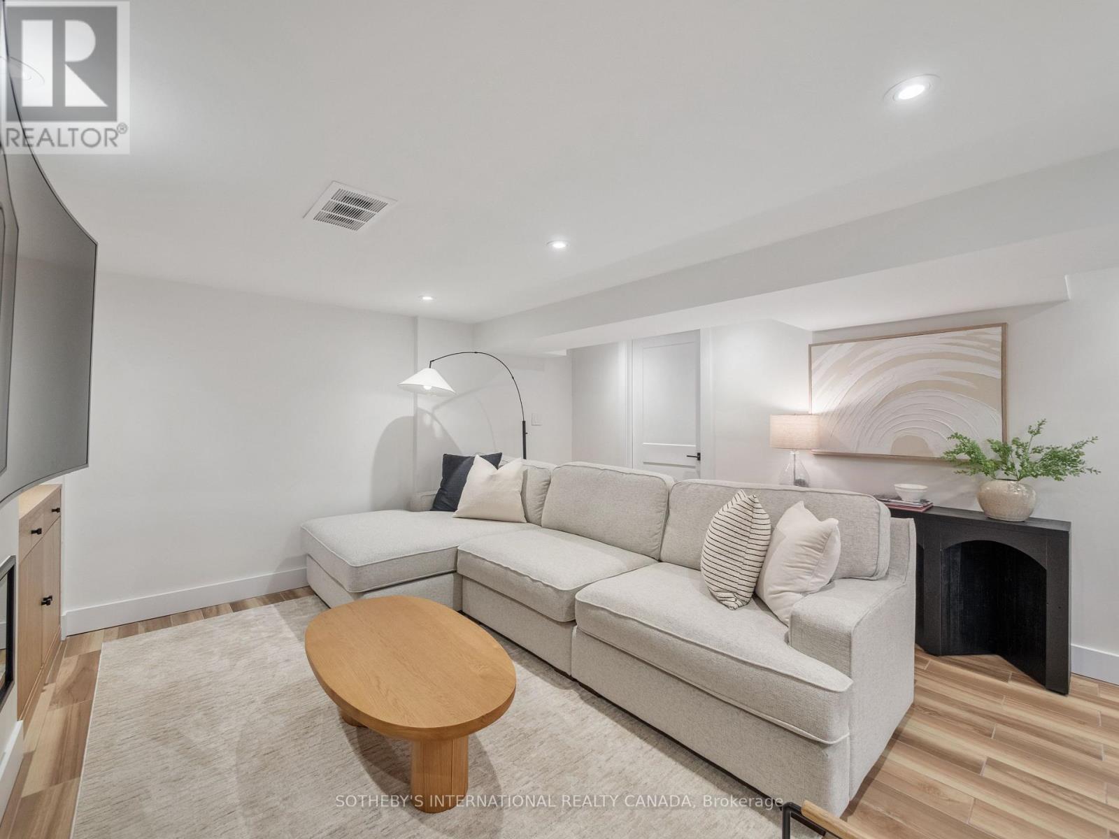 17 Sigmont Road, Toronto, Ontario  M9C 4K6 - Photo 29 - W13672468
