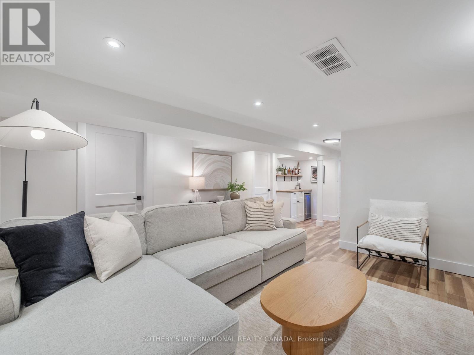 17 Sigmont Road, Toronto, Ontario  M9C 4K6 - Photo 30 - W13672468
