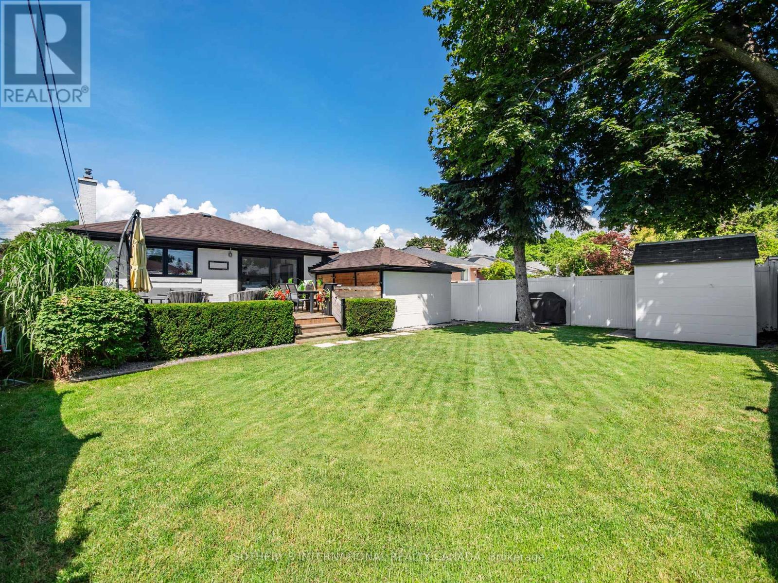 17 Sigmont Road, Toronto, Ontario  M9C 4K6 - Photo 44 - W13672468