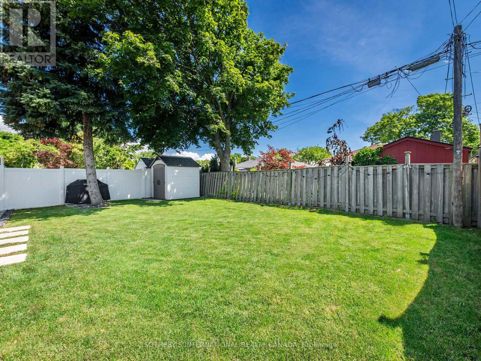 17 Sigmont Road, Toronto, Ontario  M9C 4K6 - Photo 45 - W13672468