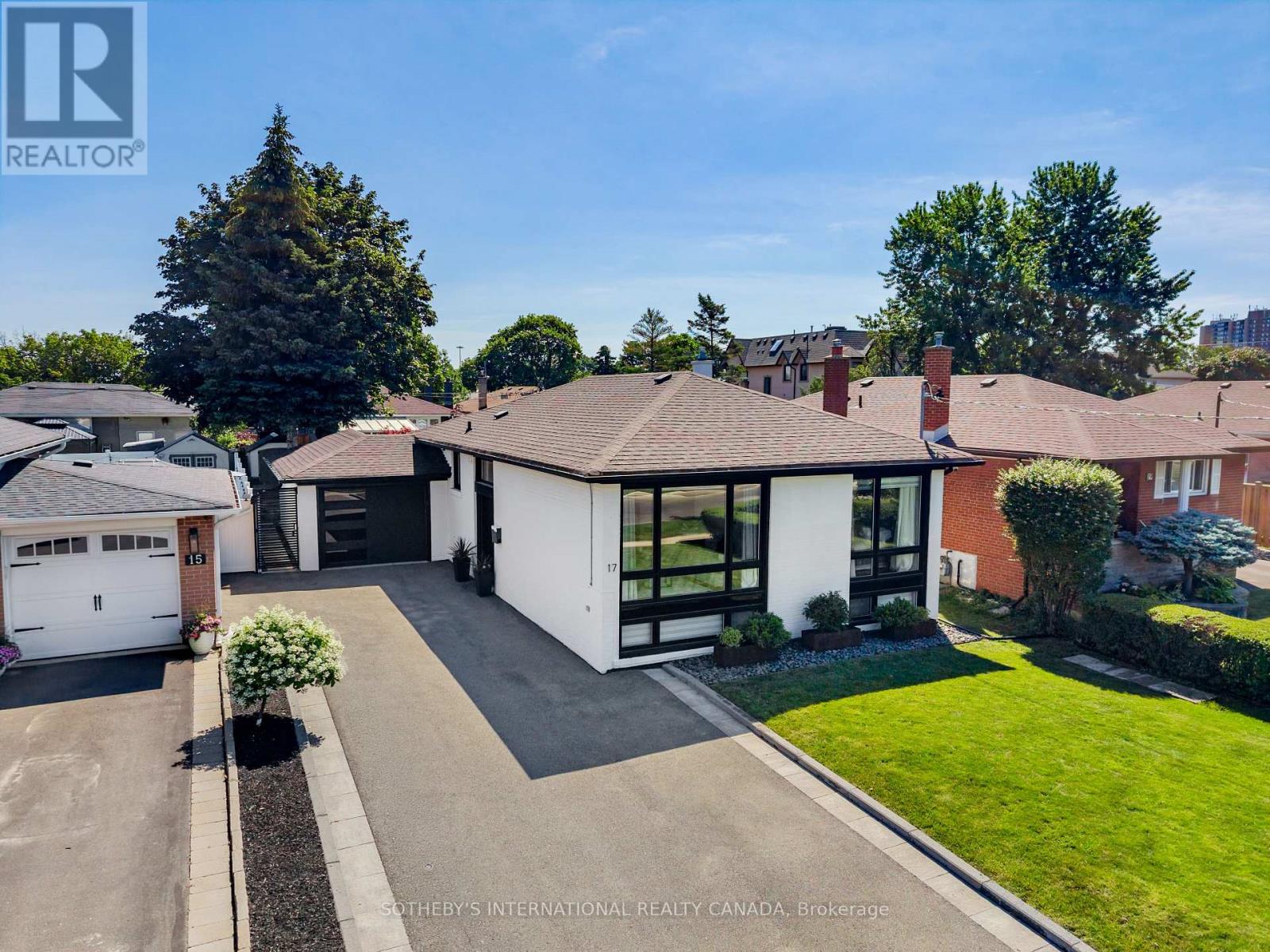 17 Sigmont Road, Toronto, Ontario  M9C 4K6 - Photo 48 - W13672468