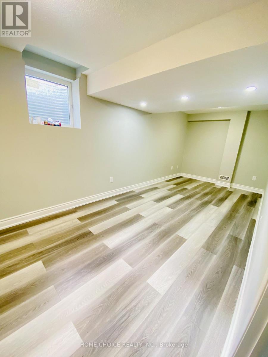 36 Earl Grey Crescent, Brampton, Ontario  L7A 2L1 - Photo 21 - W13672540