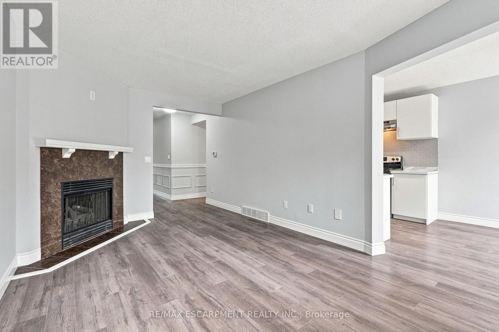 1 Perthshire Court, Hamilton, Ontario L9B 2H1 - Photo 11 - X13672458