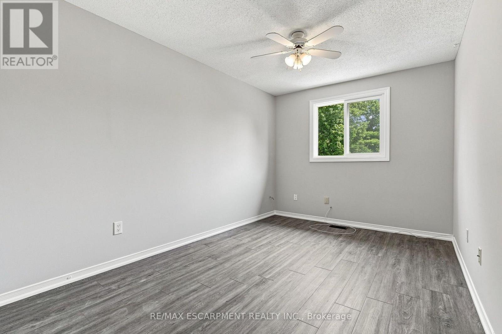1 Perthshire Court, Hamilton, Ontario L9B 2H1 - Photo 23 - X13672458