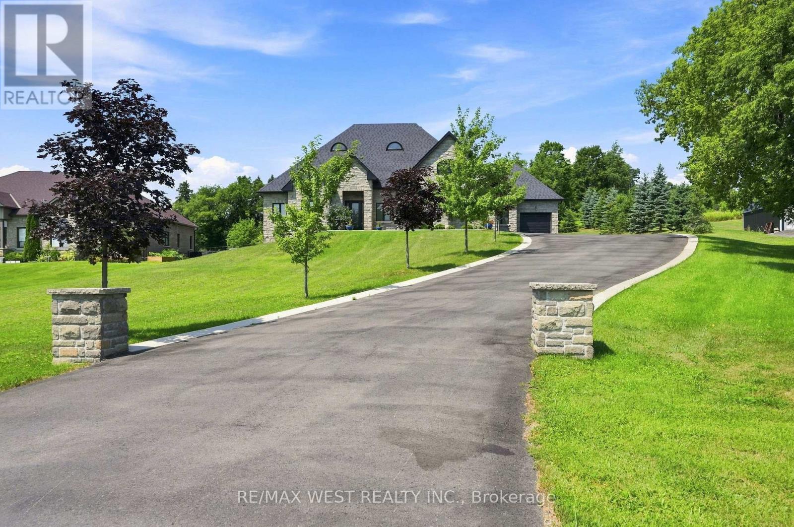 9450 Wellington Road 124, Erin, Ontario  N0B 1T0 - Photo 2 - X13672538