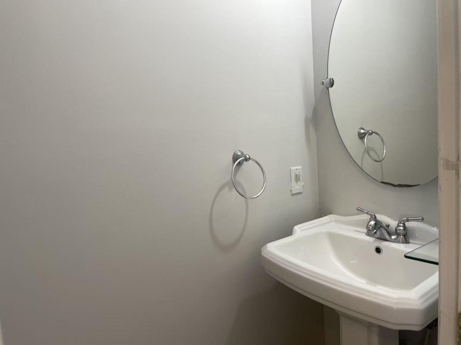 15482 112 Avenue, Surrey, British Columbia  V3R 6H1 - Photo 10 - R3155472