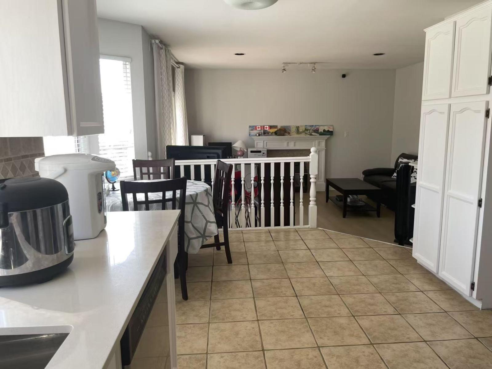 15482 112 Avenue, Surrey, British Columbia  V3R 6H1 - Photo 7 - R3155472
