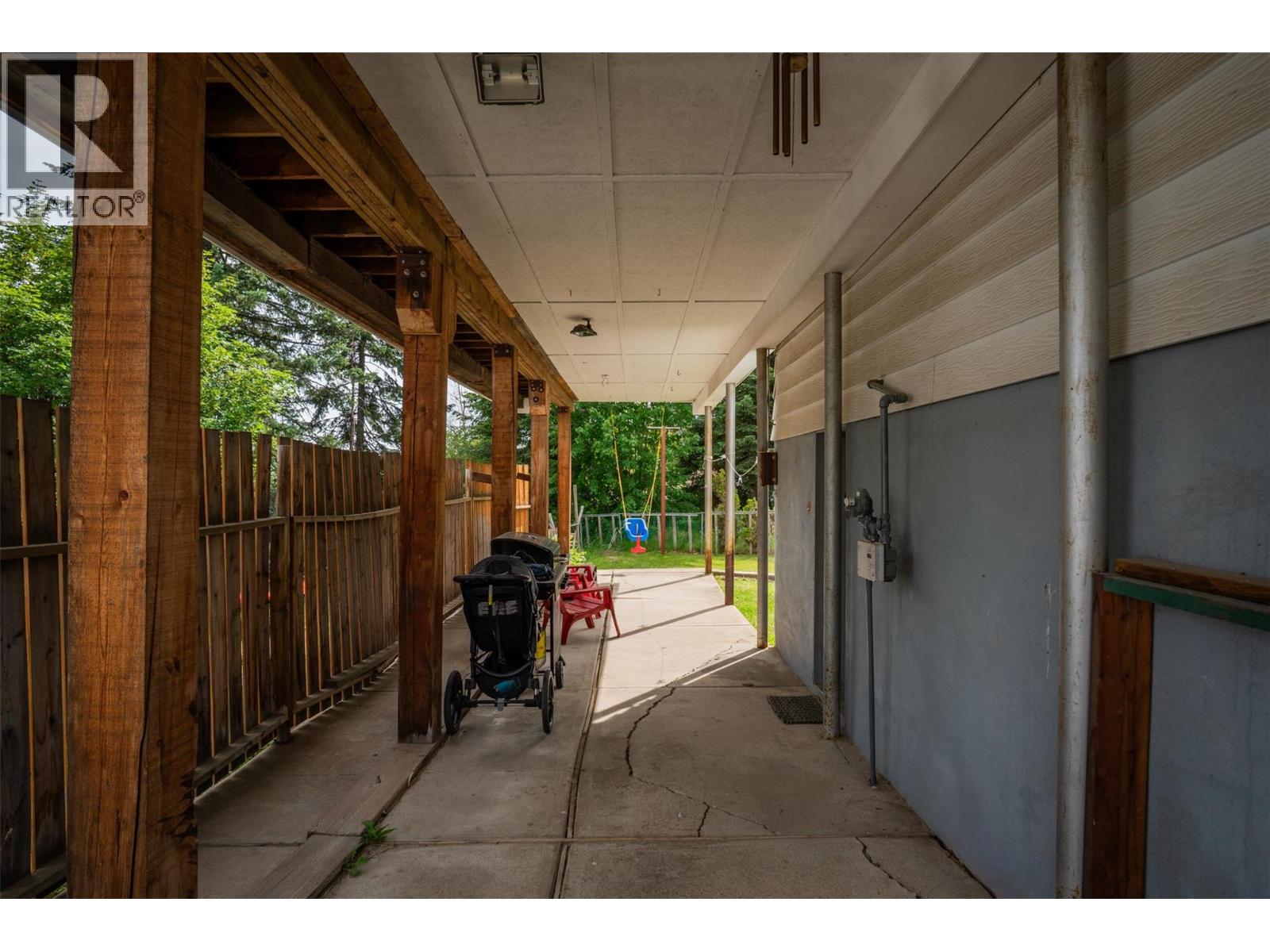 1953 Plewman Way, Rossland, British Columbia  V0G 1Y0 - Photo 27 - 10386646