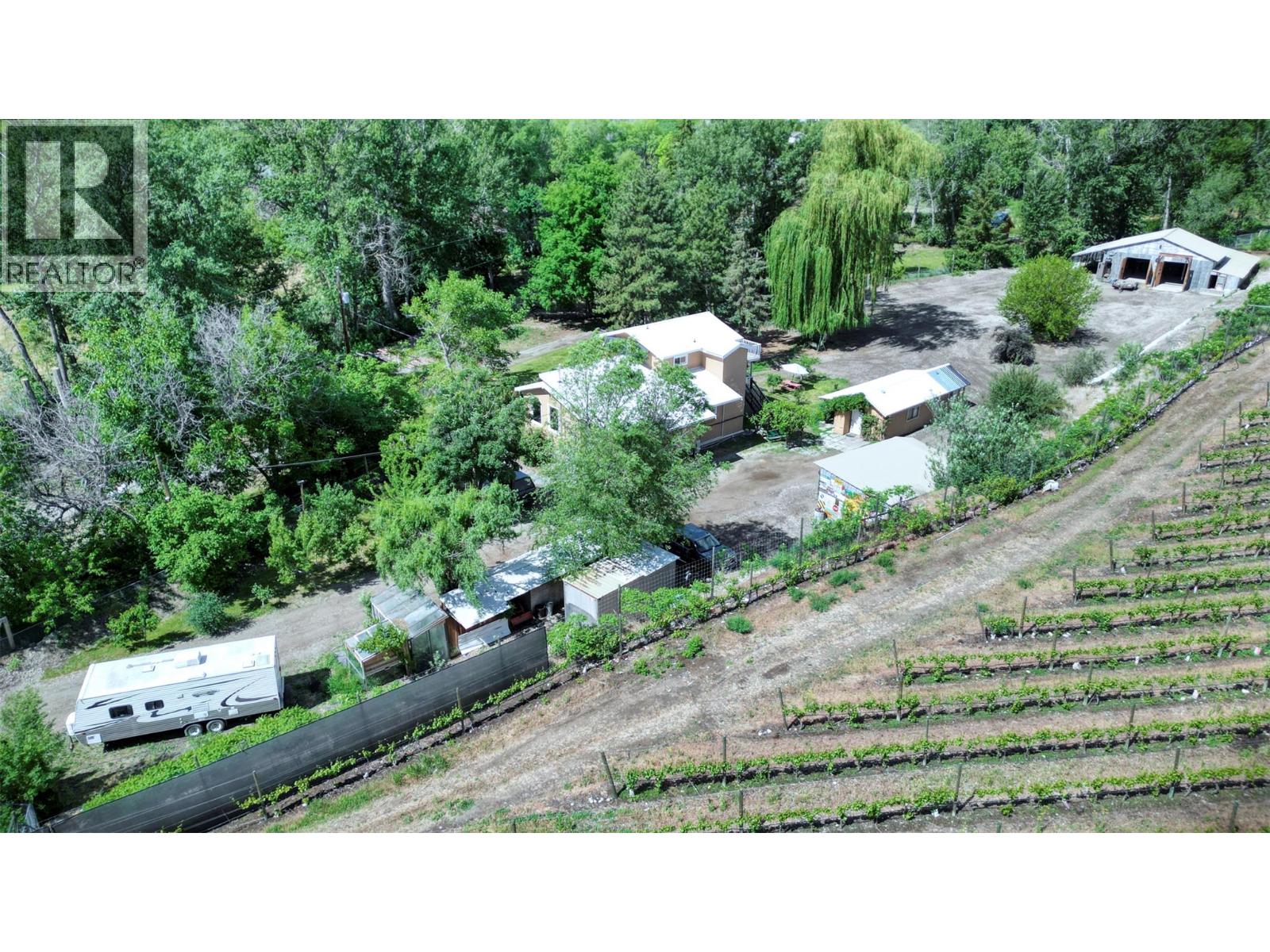 204 Greasewood Avenue, Oliver, British Columbia  V0H 1T1 - Photo 8 - 10388588
