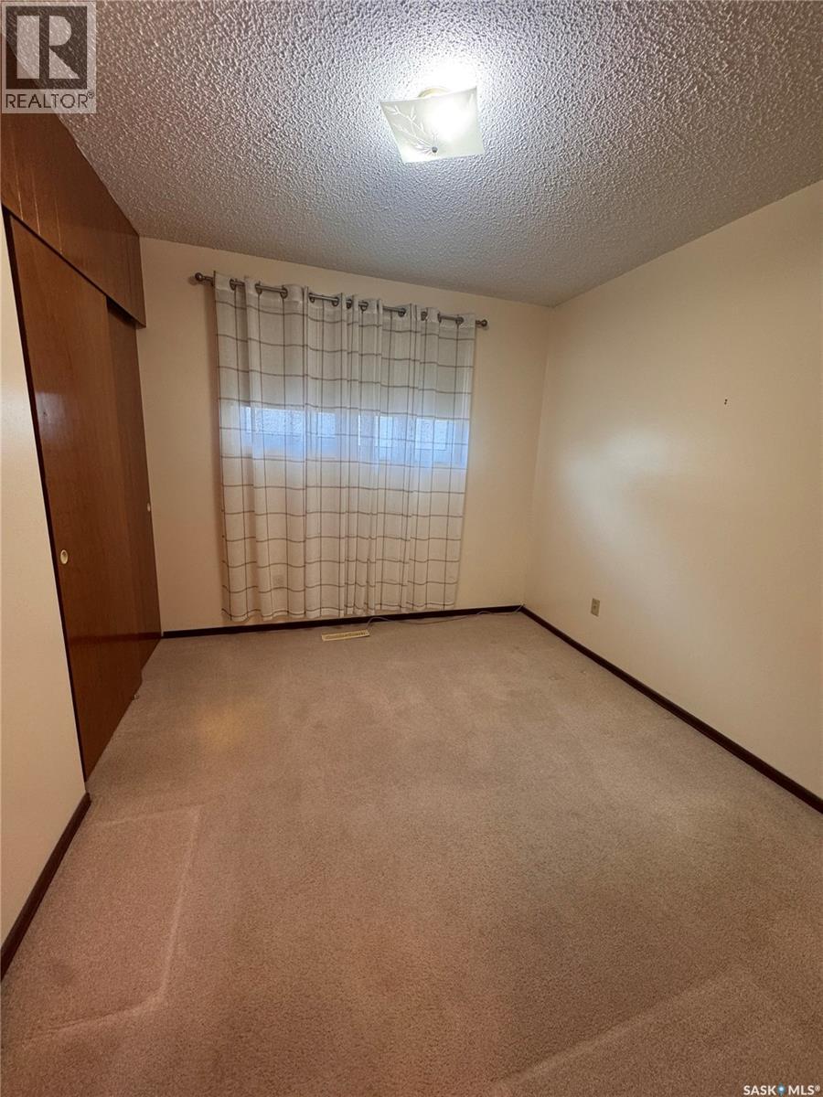 125 Garnet Street N, Regina, Saskatchewan  S4R 3S7 - Photo 12 - SK045450