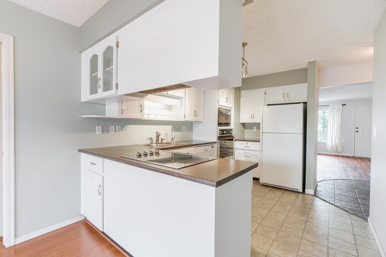 41 32959 George Ferguson Way, Abbotsford, British Columbia  V2S 7W9 - Photo 8 - R3155242