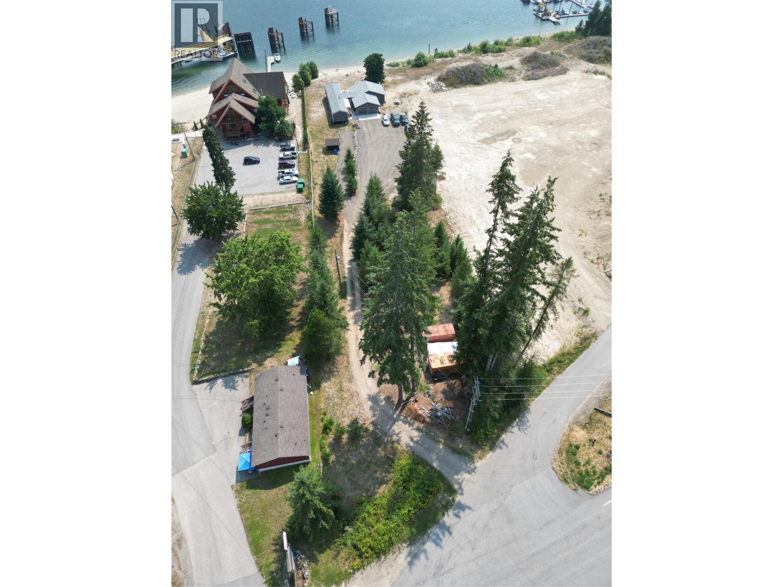 7920 Balfour Wharf Road, Balfour, British Columbia  V0G 1C0 - Photo 4 - 10397121