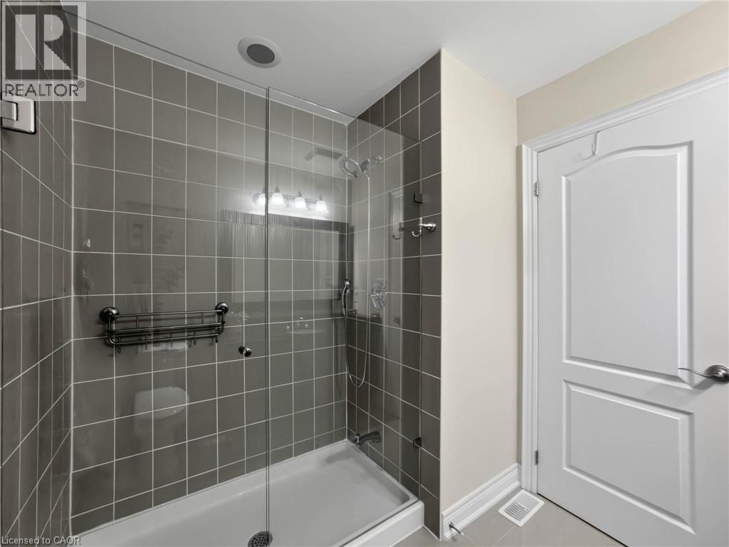 3353 Liptay Avenue Unit# 17, Oakville, Ontario  L6M 0M6 - Photo 31 - 40854688