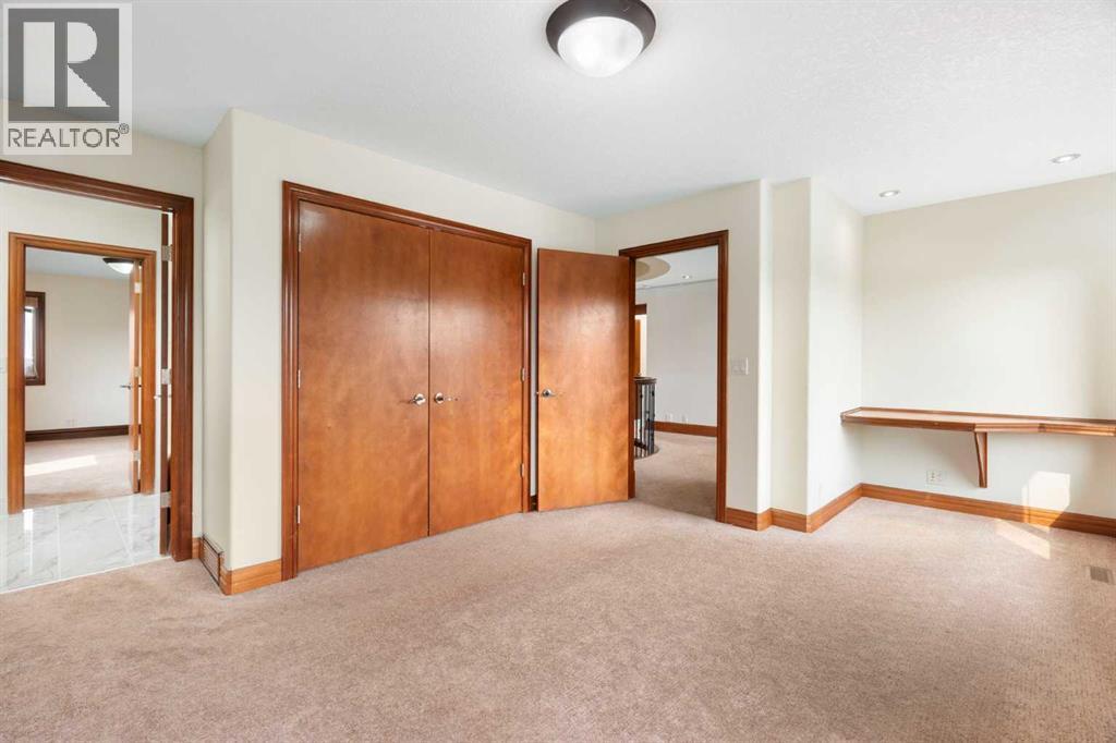 8 Coulee Park SW, Calgary, Alberta  T3H 5J5 - Photo 32 - A2332974