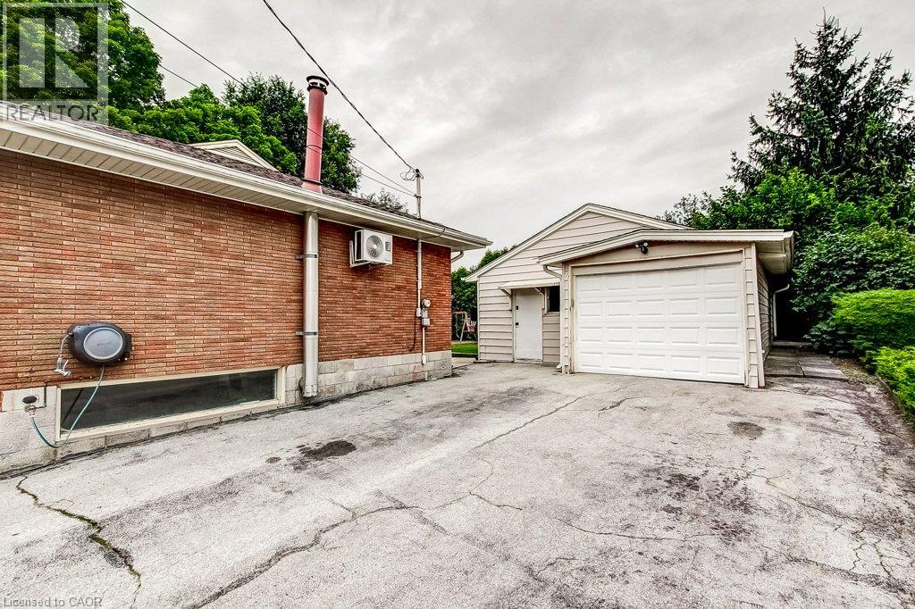 56 Barton Street, Waterdown, Ontario  L0R 2H0 - Photo 9 - 40855286
