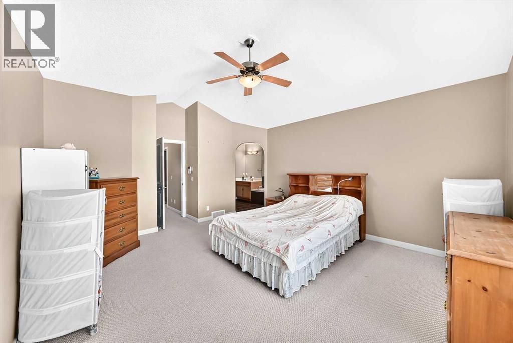 505 Kincora Bay Nw, Calgary, Alberta  T3R 1N4 - Photo 24 - A2334775