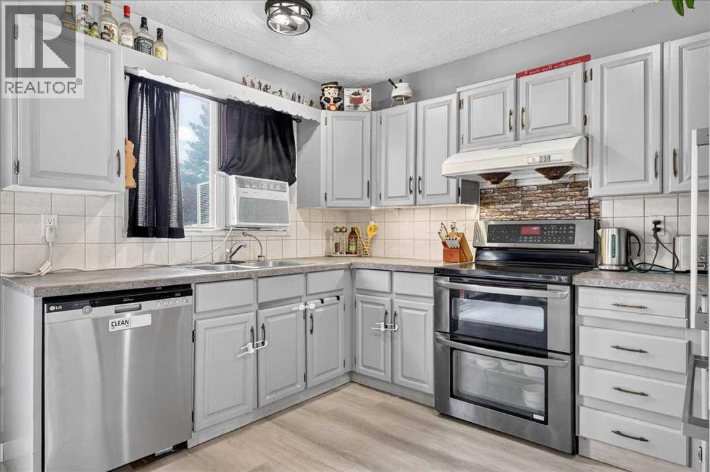 672 Whiteridge Way NE, Calgary, Alberta  T1Y 4S9 - Photo 10 - A2336719